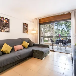 Apartamento Turistmar - Amplio En Con Piscina, A 2 Minutos De La Playa, Salou